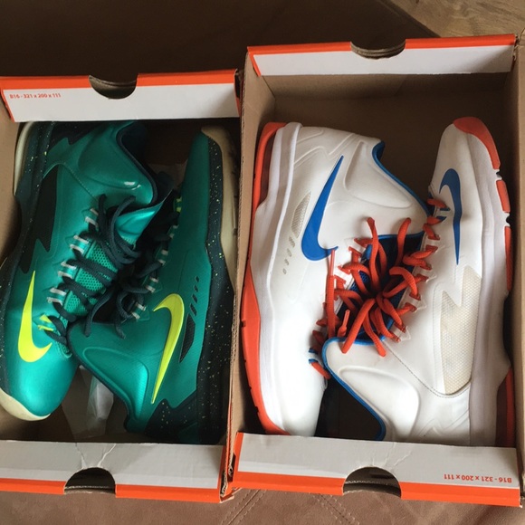 BUNDLE: kd Basketball shoes - Picture 1 of 1